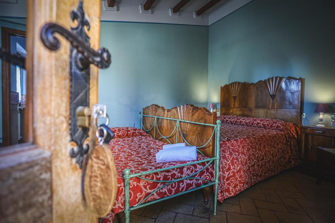 Albergo Diffuso Borgo Montemaggiore Montemaggiore al Metauro Eksteriør bilde