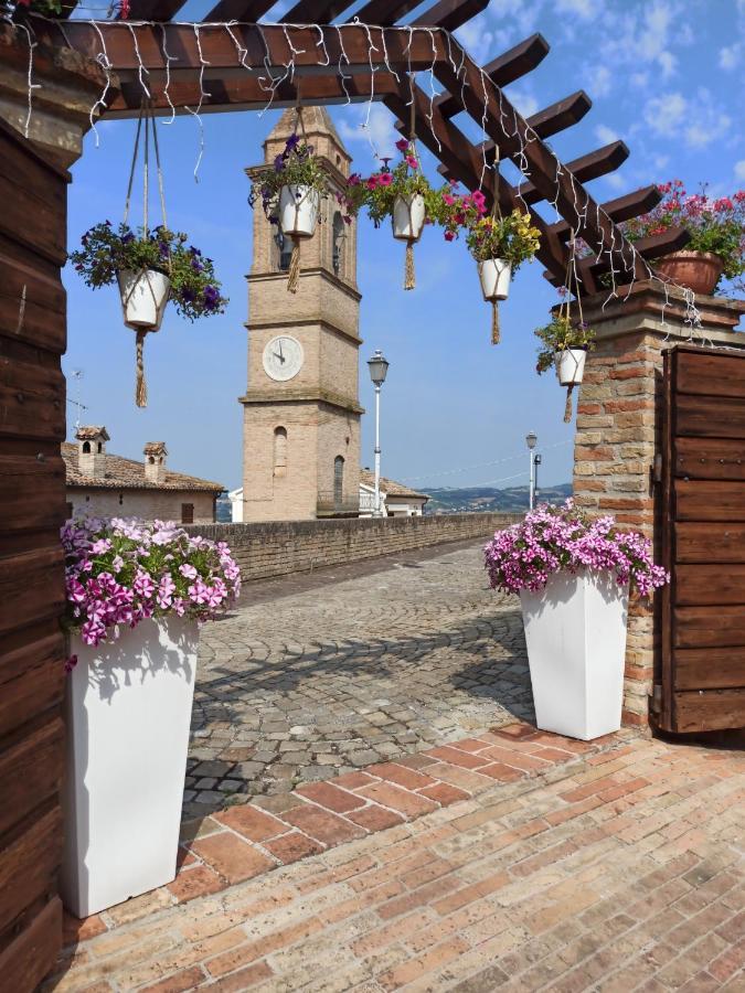 Albergo Diffuso Borgo Montemaggiore Montemaggiore al Metauro Eksteriør bilde