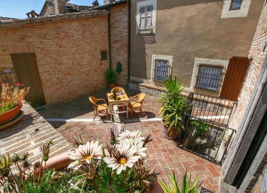 Albergo Diffuso Borgo Montemaggiore Montemaggiore al Metauro Eksteriør bilde